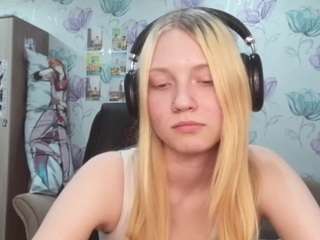 Live webcam model leasharma on Soda Cams