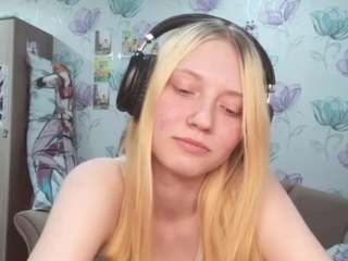 Live webcam model leasharma on Soda Cams