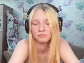 Live webcam model leasharma on Soda Cams