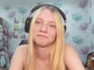 Live webcam model leasharma on Soda Cams