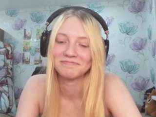 Live webcam model leasharma on Soda Cams