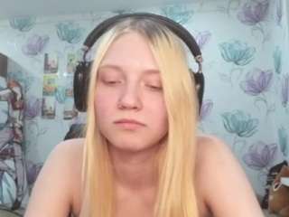 Live webcam model leasharma on Soda Cams