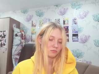 Live webcam model leasharma on Soda Cams