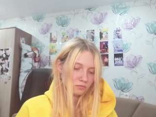 Live webcam model leasharma on Soda Cams