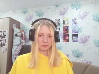 Live webcam model leasharma on Soda Cams