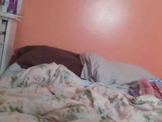 Live webcam model lpounder on Soda Cams