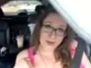 Live webcam model lpounder on Soda Cams