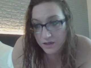 lpounder Live Webcam on CamSoda