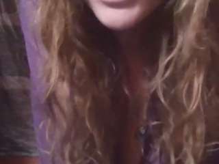 Lona Pounder live cam preview