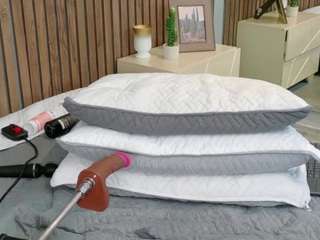 mia-bellefort's CamSoda show and profile