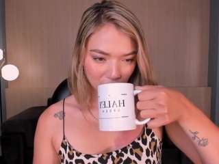 haleygreen1's CamSoda show and profile