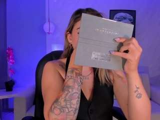 haleygreen1 live webcam show