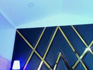 Live webcam model madiison-grey on Soda Cams