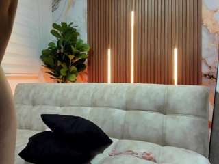 Live webcam model nickiereed on Soda Cams