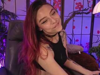 nickiereed live cam preview