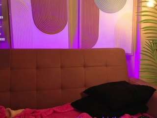 nickiereed live cam preview