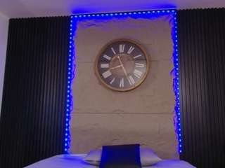 sabrina-grace's CamSoda show and profile