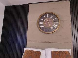 sabrina-grace live webcam show