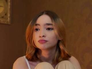 sadesurrey Live Webcam on CamSoda