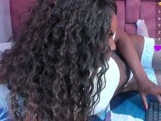 Live webcam model anisha-zambrano on Soda Cams