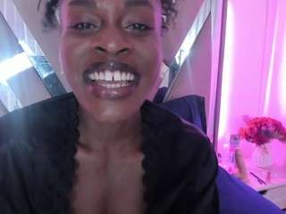 anisha-zambrano live cam profile