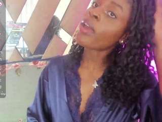 anisha-zambrano live profile