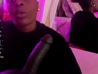 anisha-zambrano live webcam show