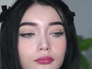 Live webcam model bombaleylo on Soda Cams