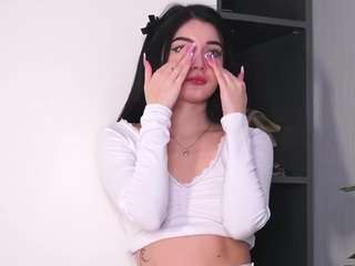 Live webcam model bombaleylo on Soda Cams