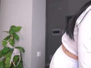 Live webcam model bombaleylo on Soda Cams