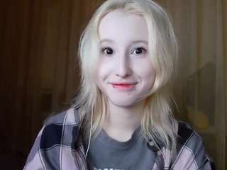 Live webcam model corrinebeshears on Soda Cams