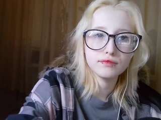 Live webcam model corrinebeshears on Soda Cams