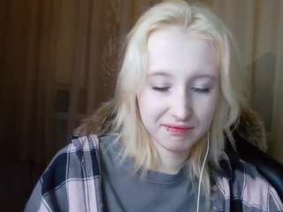 Live webcam model corrinebeshears on Soda Cams