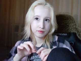 Live webcam model corrinebeshears on Soda Cams