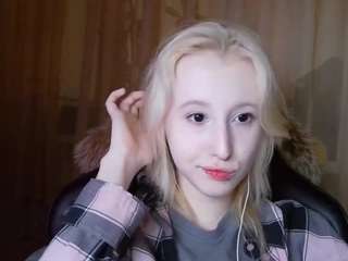 Live webcam model corrinebeshears on Soda Cams