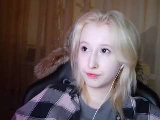 Live webcam model corrinebeshears on Soda Cams