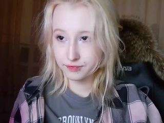 Live webcam model corrinebeshears on Soda Cams