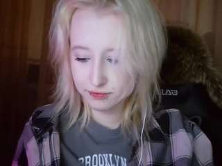 Live webcam model corrinebeshears on Soda Cams