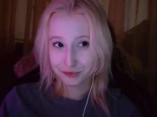 Live webcam model corrinebeshears on Soda Cams