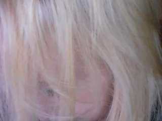 Live webcam model corrinebeshears on Soda Cams