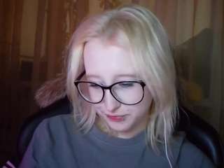 Live webcam model corrinebeshears on Soda Cams