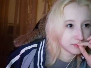 Live webcam model corrinebeshears on Soda Cams