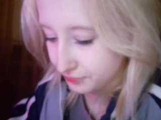 Live webcam model corrinebeshears on Soda Cams