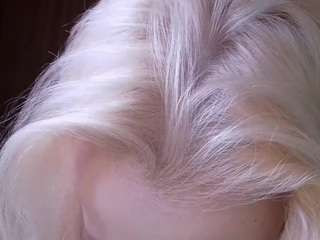 Live webcam model corrinebeshears on Soda Cams