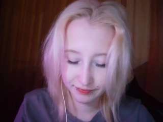 Live webcam model corrinebeshears on Soda Cams