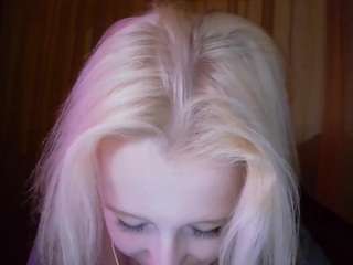 Live webcam model corrinebeshears on Soda Cams