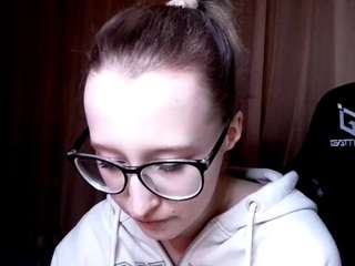 Live webcam model corrinebeshears on Soda Cams