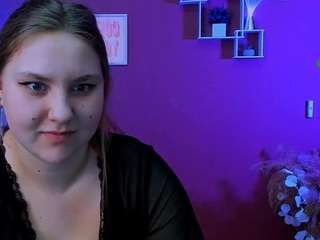 dina-bloom live cam profile