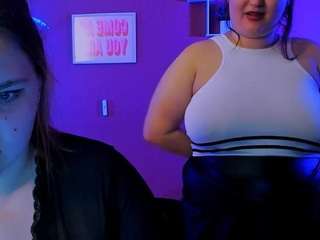 dina-bloom live cam profile