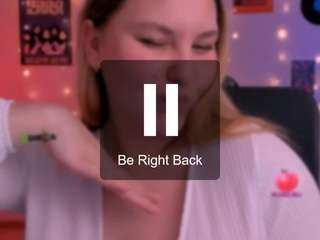 dina-bloom live cam profile